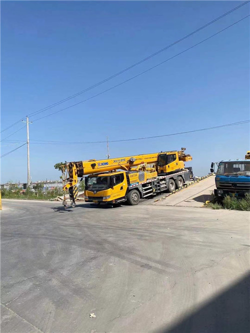 莎车县吊车作业时，可能会产生哪些额外收费项目？